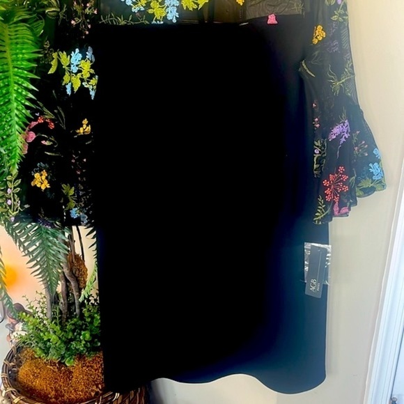 Brand New AGB Black Sheath Dress Mesh Bell Sleeves w/ Embroidered Flowers Floral - Picture 3 of 15